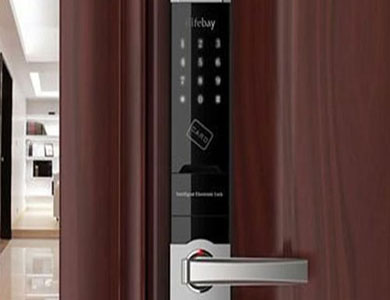 梅里斯24小时上门开锁公司